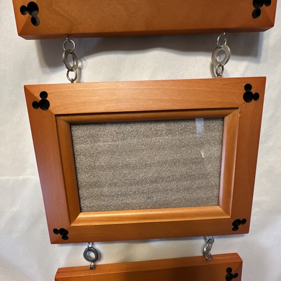 Disney 3 Tier Frames Holds 3 X 5 Picture Wood 5.5 X 7 Mickey Mouse Ears  New - Picture 3 of 12